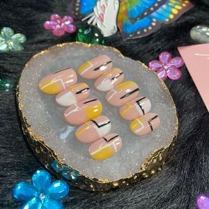 Totally Abstract Press On Nails